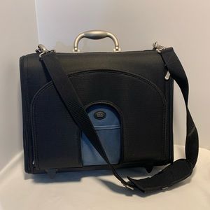 Messenger / briefcase / laptop bag